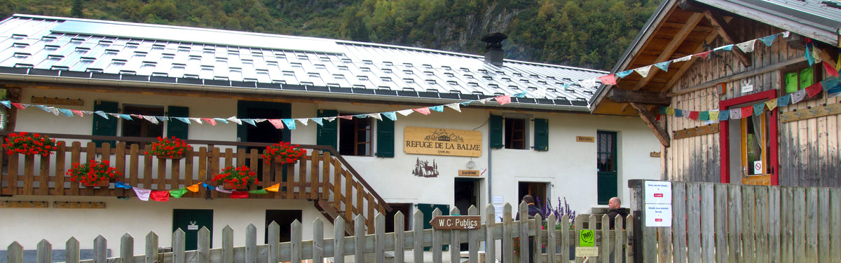 Everything you need to know about staying in a mountain hut
