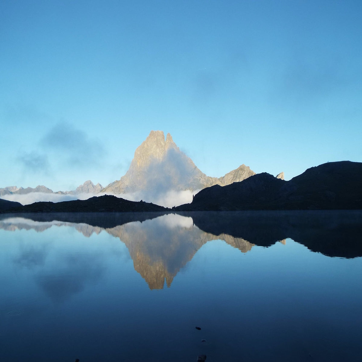 Hiking in the Pyrenees: 7 treks under 2 weeks