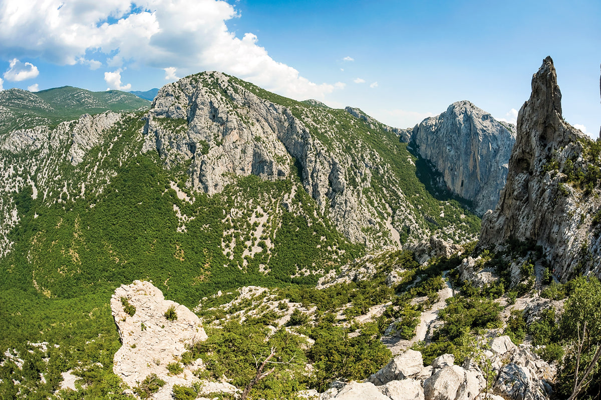 Walks and Treks in Croatia - Route Photos - Viewpoint overlooking the gorge from just below Manita pec, Paklenica National Park