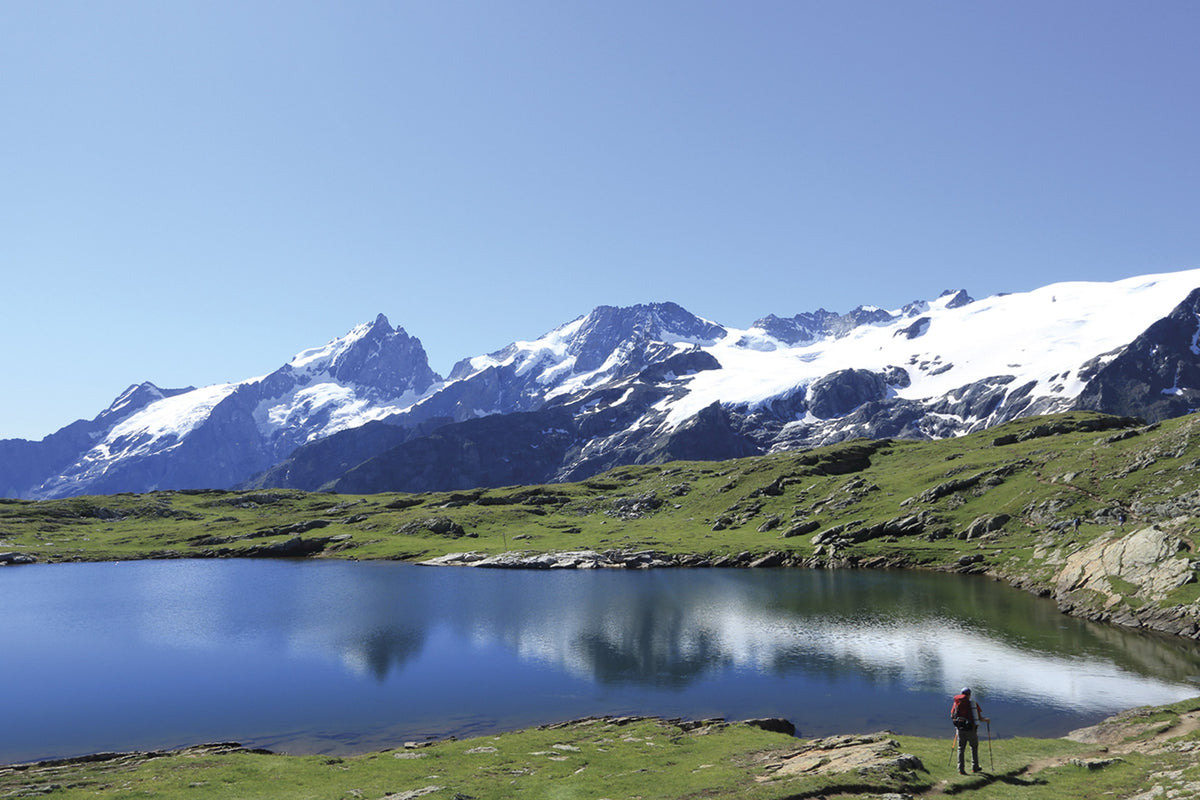 Walking in the Brianconnais - Route Photos - The glaciers of la Meije reflected in Lac Noir (Walk 40)