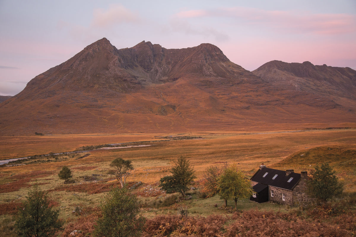 Scottish Wild Country Backpacking - Route Photos - Shenavall bothy and the Corbett of Beinn Dearg Mòr (Route 19)