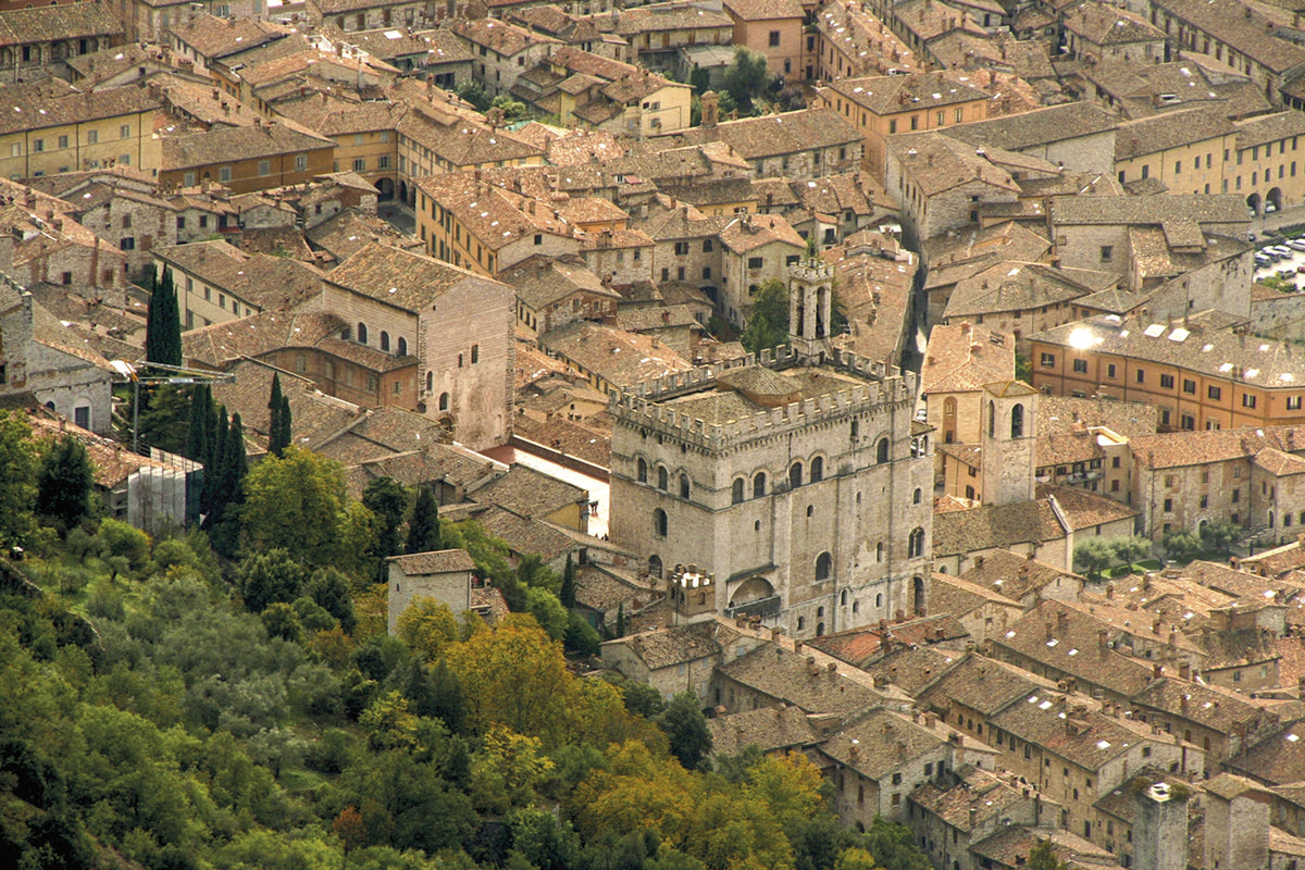 Walking in Umbria - Route Photos - Views down to medieval Gubbio and its monuments