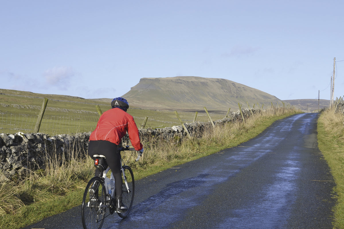 Cycling in the Yorkshire Dales - Route Photos - Approaching Dale Head with Pen-y-ghent dominant (Routes 7 and 10)