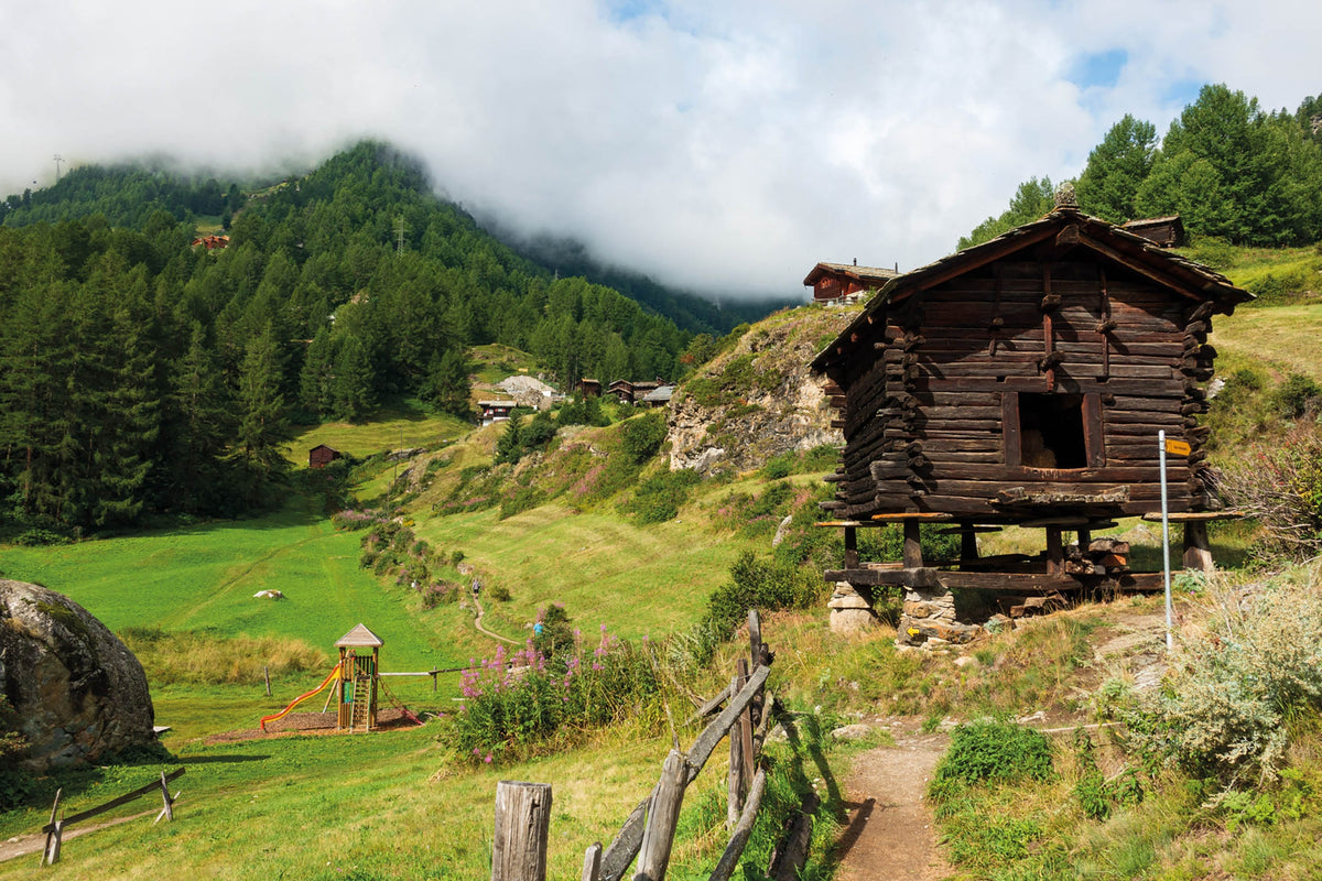 Walking in Zermatt and Saas-Fee - Route Photos - Looking back at Zum See from Blatten