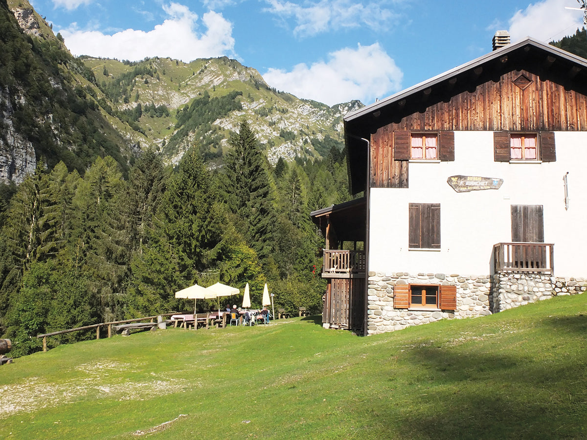 Alta Via 1 - Trekking in the Dolomites - Route Photos - Welcoming Rifugio Bianchet occupies a lovely spot (Stage 11)