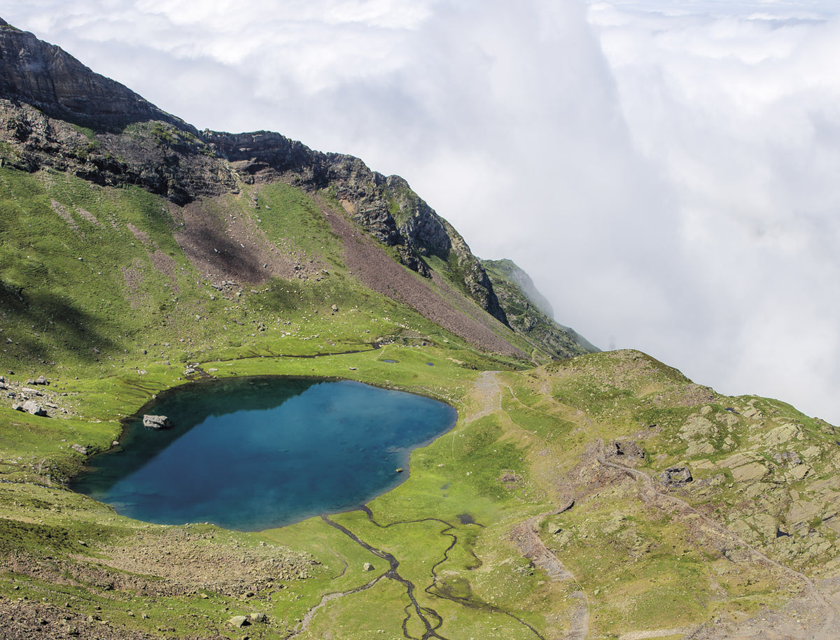 Trekking the GR10 - Route Photos - The beautiful Lac d’Anglas is passed on Stage 14