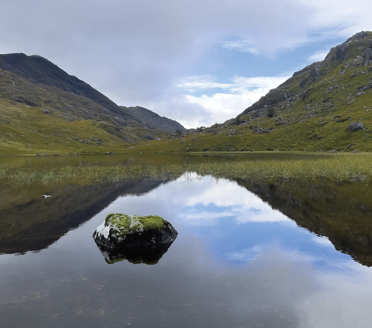 Walking the Cape Wrath Trail - Route Photos - Lochan a’ Mhàim, en route to Sourlies Bothy (Stage 3)