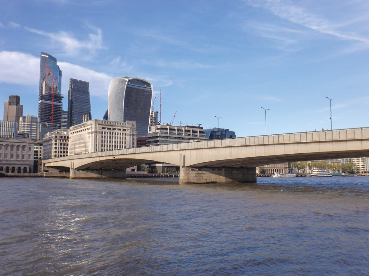 The Thames Path - Route Photos - London Bridge (Stage 2)