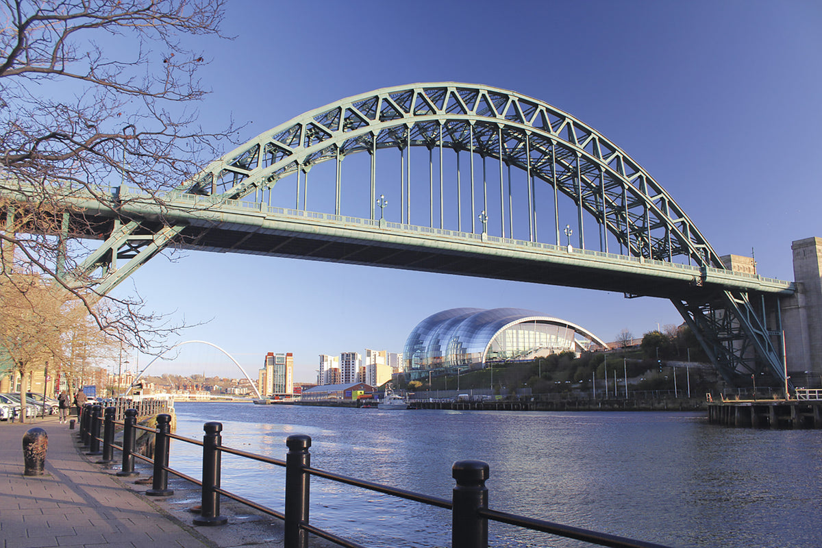Hadrian's Wall Path - Route Photos - Tyne Bridge and the Sage Gateshead (Stage 10)