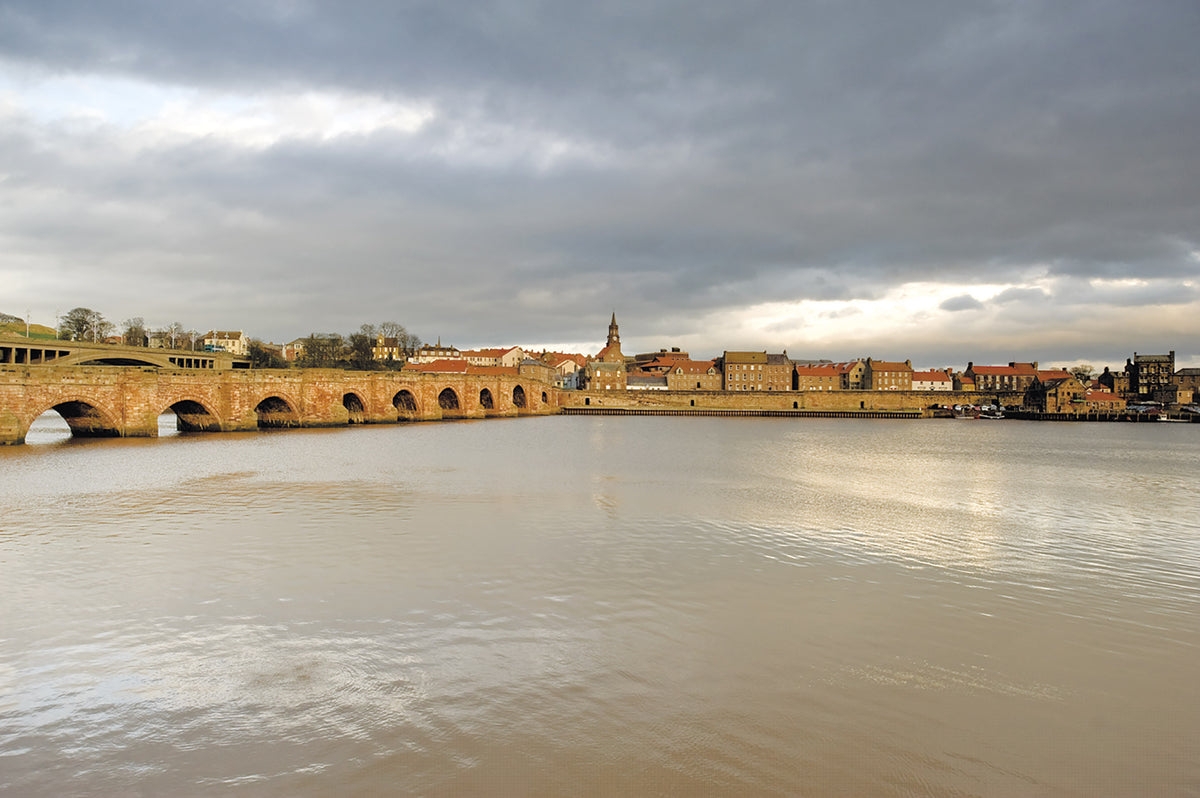 Walking St Cuthbert's Way - Route Photos - The Old Bridge in Berwick-upon-Tweed, built in 1611 (Stage 6)