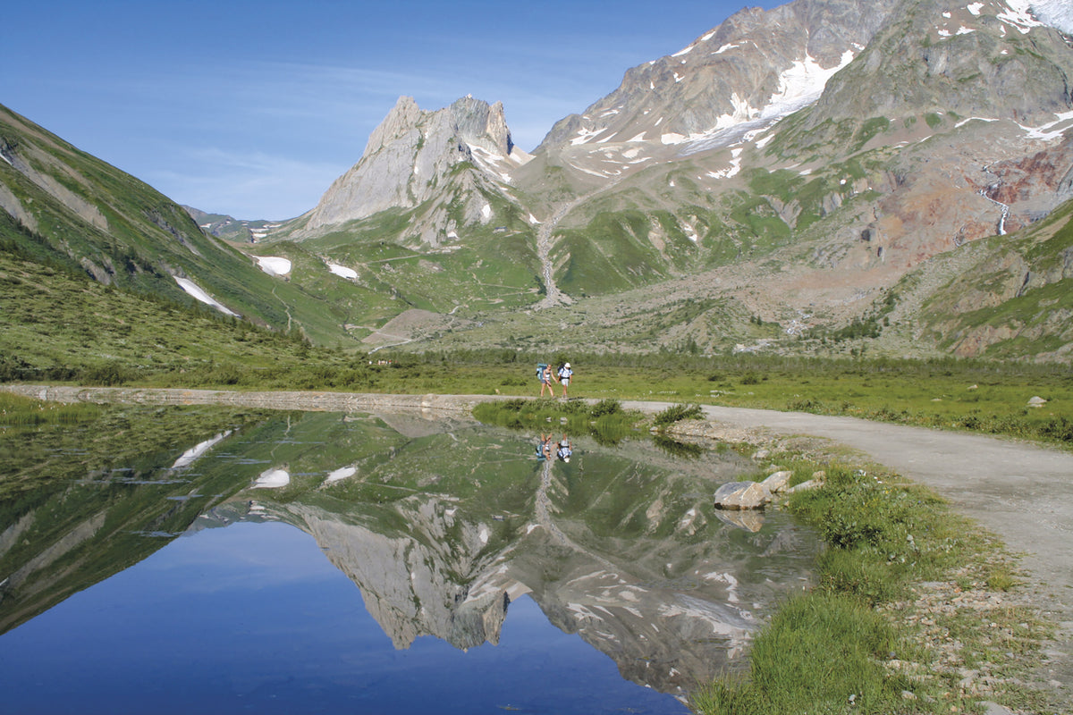 Trekking Gran Paradiso: Alta Via 2 - Route Photos - Lago Combal gives gorgeous reflections (Stage 12)