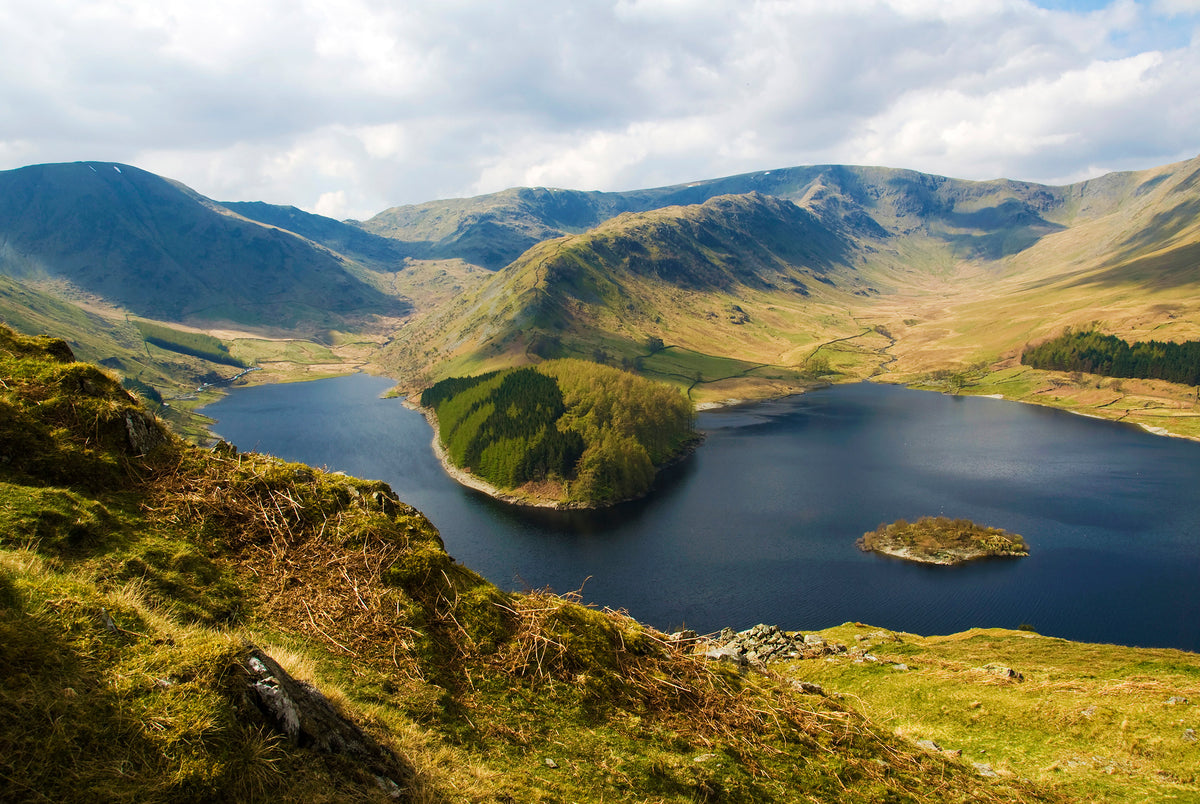 Walking the Coast to Coast Path - Route Photos - Looking down on Mardale Head from the Corpse Road on the eastern slopes of Haweswater