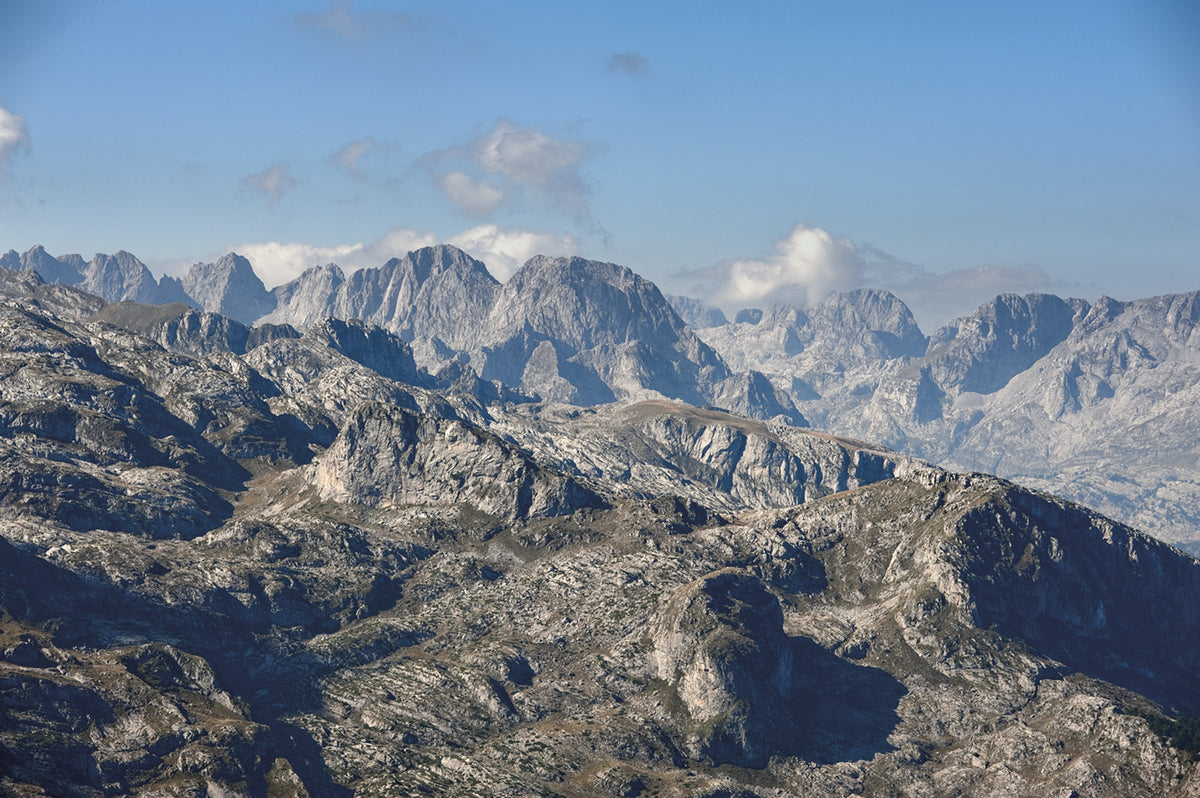 The Peaks of the Balkans Trail - Route Photos - View of the peaks above the Ropojana Valley from Vrh Bora
