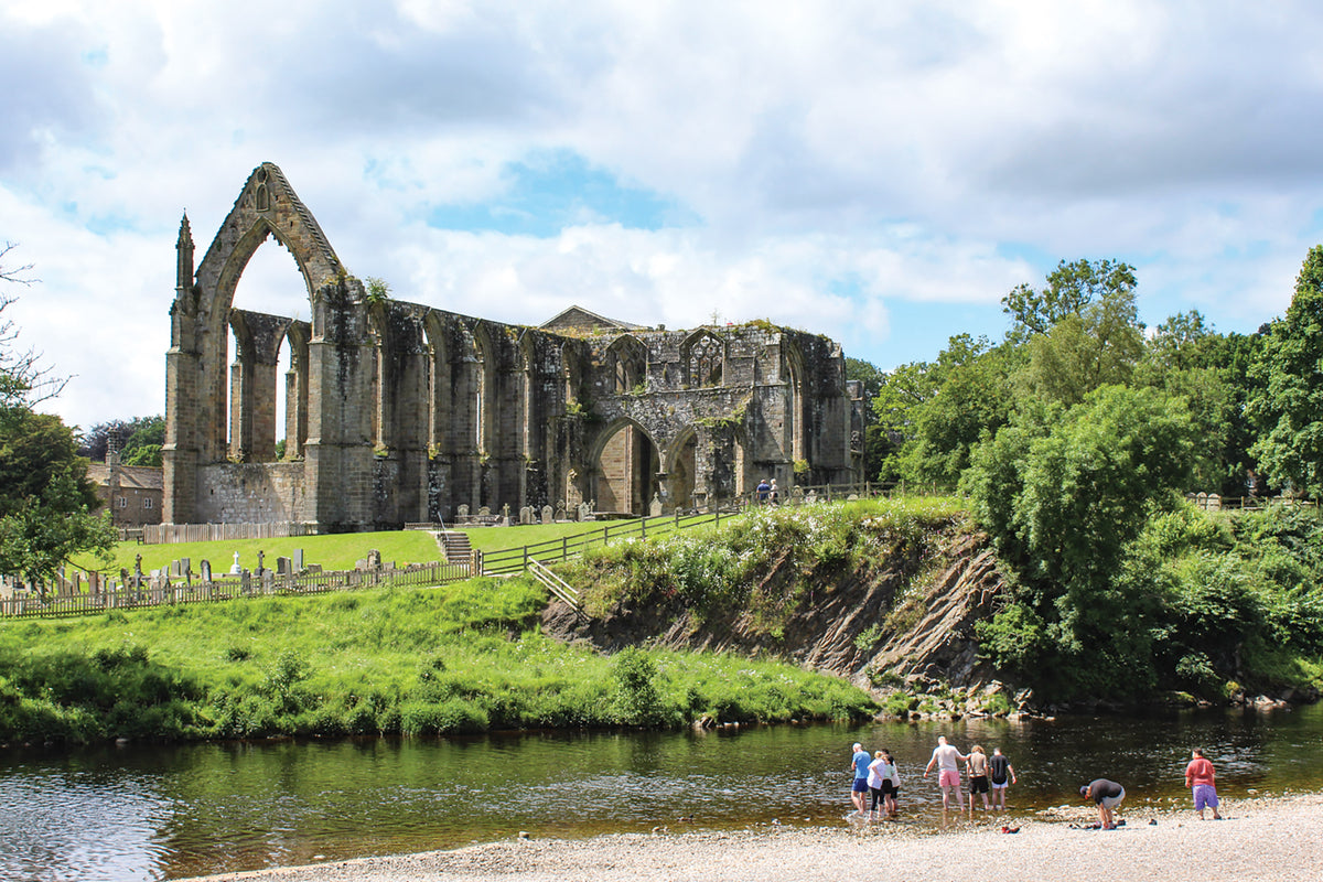 15 Short Walks in the Yorkshire Dales - Grassington, Skipton, Malham and Ilkley - Route Photos - The superb ruins of Bolton Priory