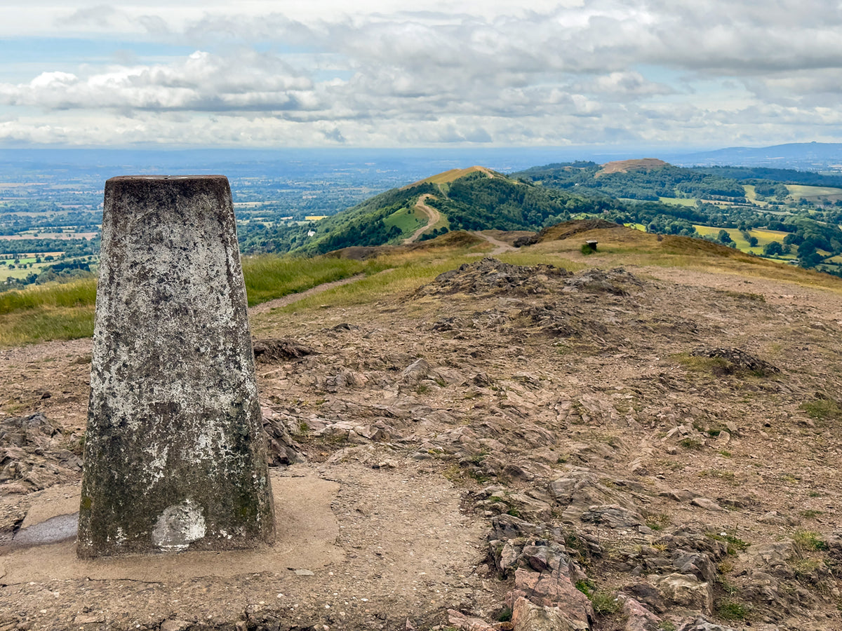 Walking in Worcestershire - Route Photos - From Worcestershire Beacon, the view extends south beyond the end of the hills
