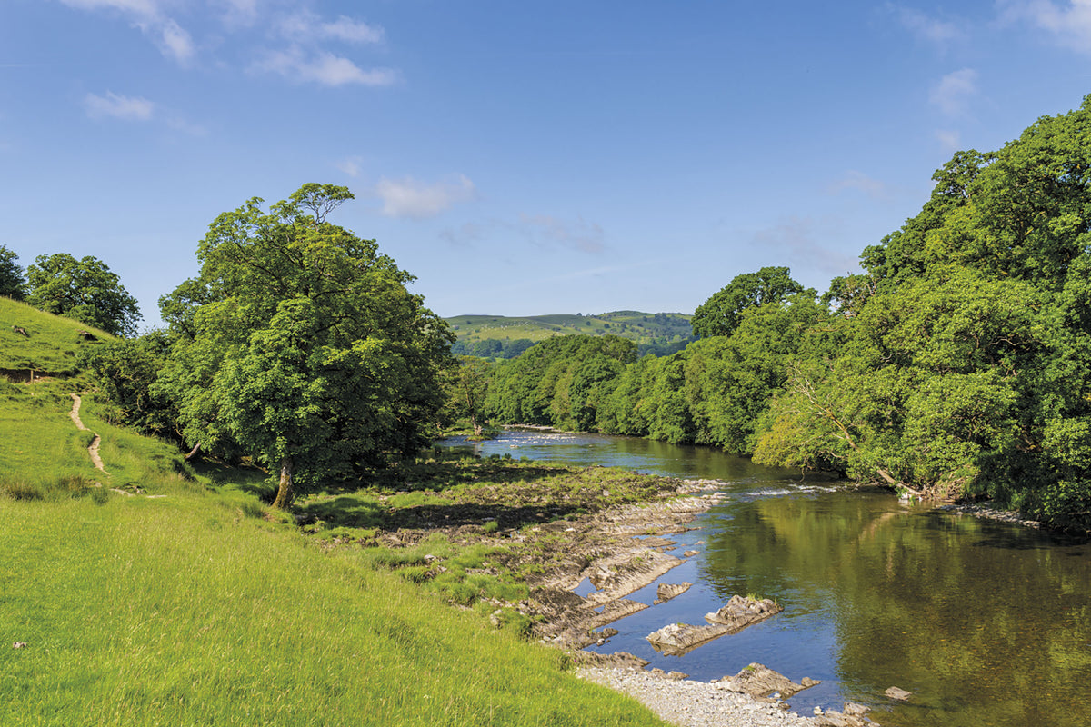 15 Short Walks in the Yorkshire Dales - Sedbergh, Kirkby Lonsdale and Ingleton - Route Photos - The placid River Lune below Lincoln’s Inn Bridge