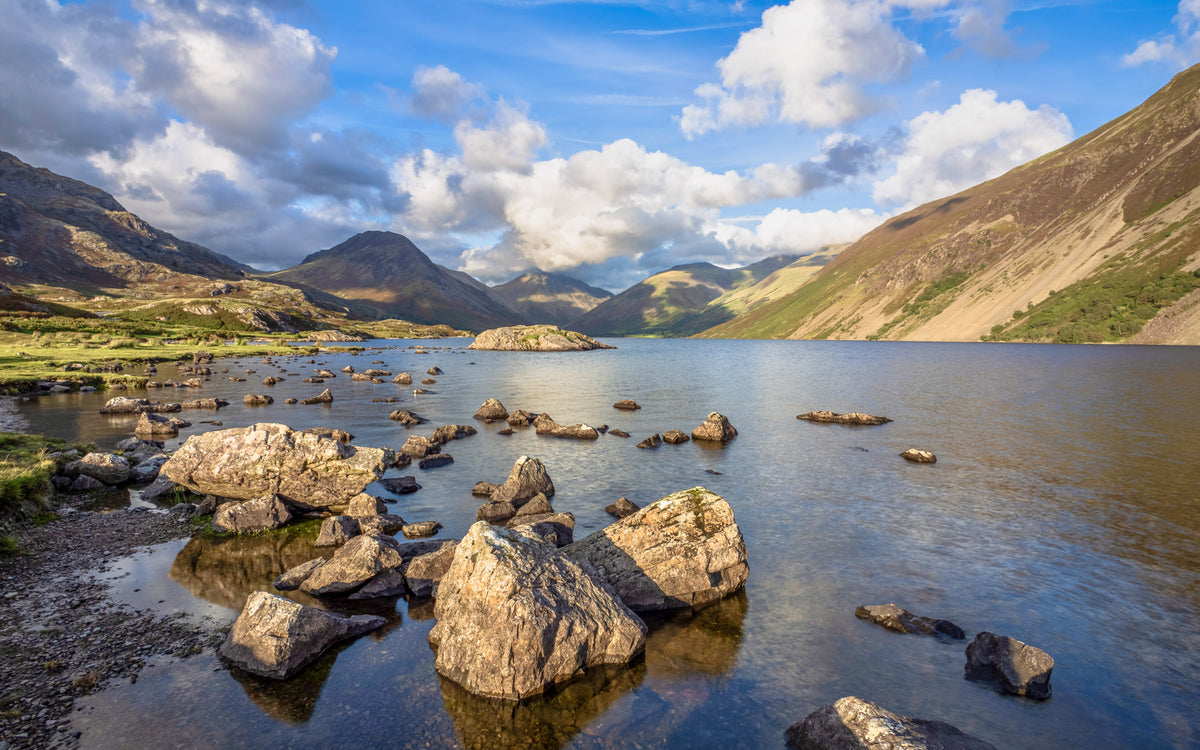 Best Walks in the Lake District - Route Photos - Wastwater in the western fells of the Lake District, Yewbarrow, Great Gable, and Lingmell dominate the views on the approach to Wasdale Head