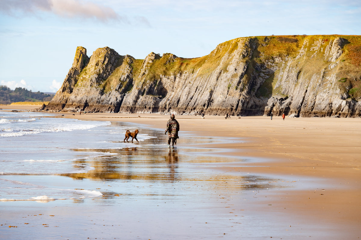 Walking in Gower - Route Photos - Three Cliffs Bay at low tide and the cliffs at Great Tor