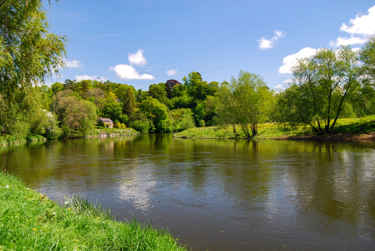 15 Short Walks in the Wye Valley - Route Photos - The Wye at the Warren near Hay
