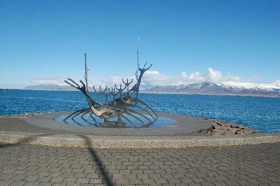 reykjavik-harbour